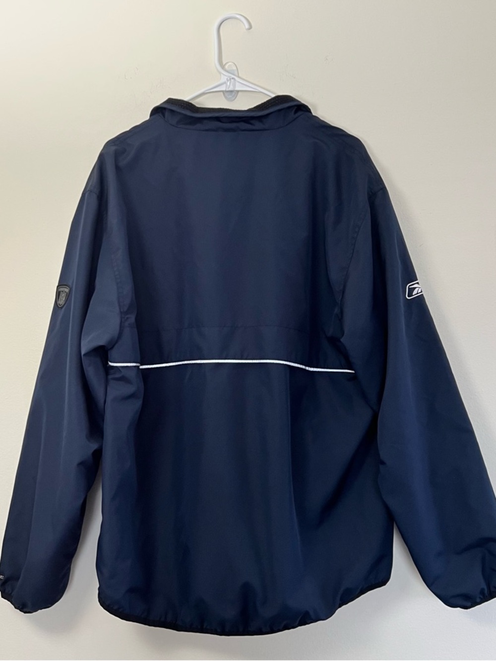 Vintage Reebok NFL Buffalo Bills Equipment Navy Pullover with White Mesh Lining - Picture 4 of 4